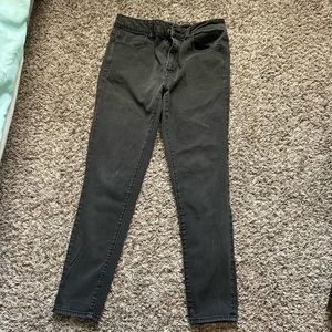 American Eagle Hi Rise Jegging 8 Short